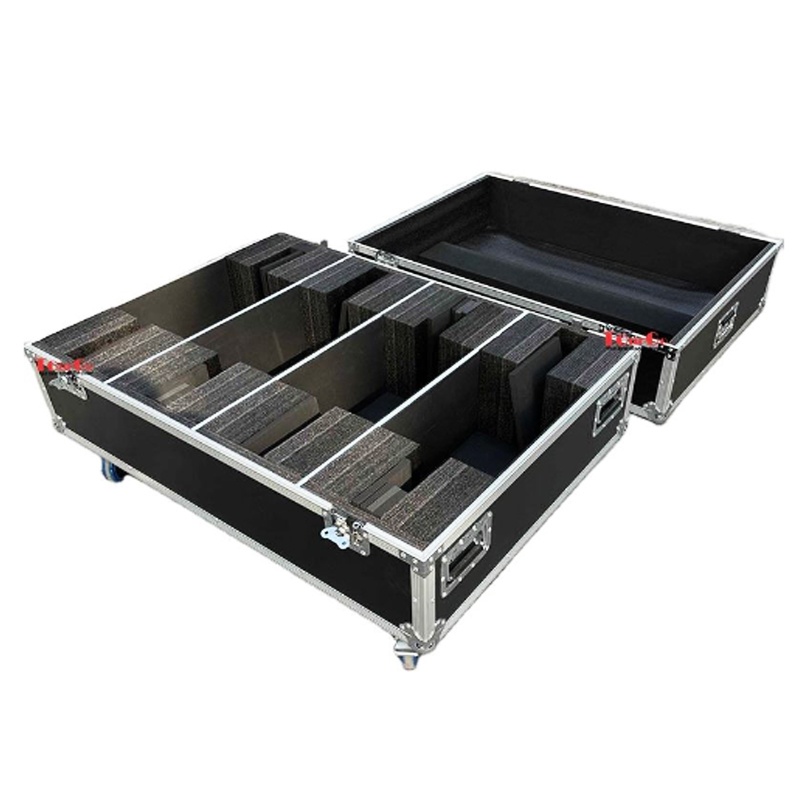 Universal Four 32inch LCD/LED/Plasma TV Flight Case With 4