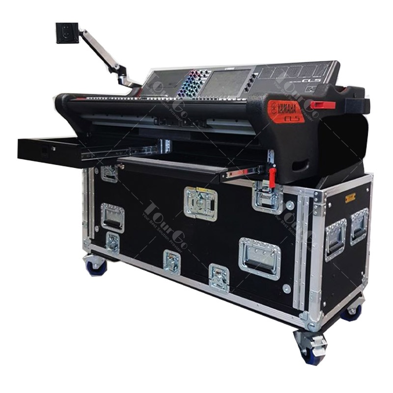 Flip flight case for Yamaha CL5 with 15cm doghause