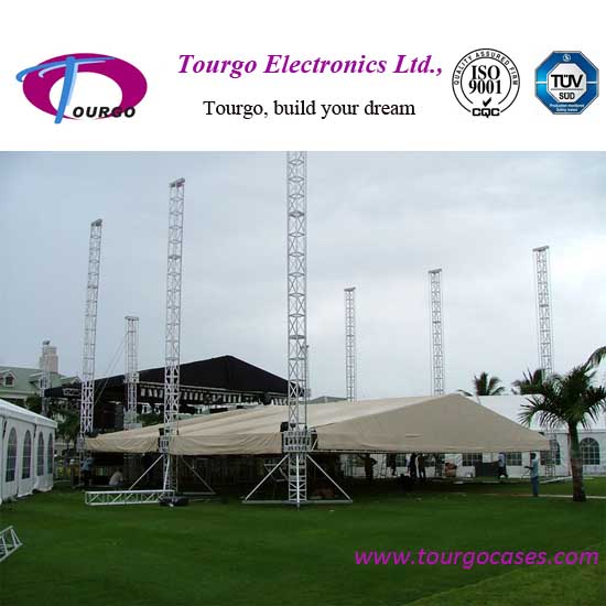 Reaked Roof Event Truss