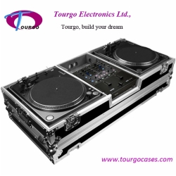 CD Coffin Cases - Case for 2pcs Turntable in Battle Style Position with a RANE Sixty-twi Serato Mixer with Low Profile Wheels